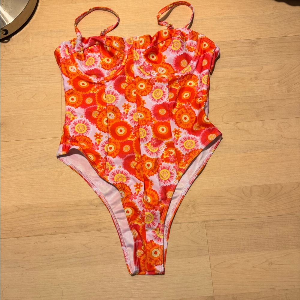 One piece bikini